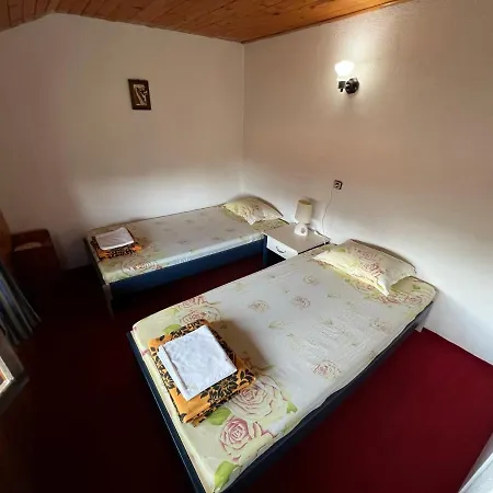 Стаи За Гости Надежда Guest house Shkorpilovtsi