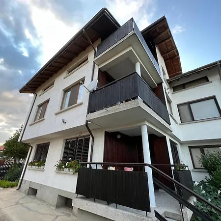 Guest house Стаи За Гости Надежда *